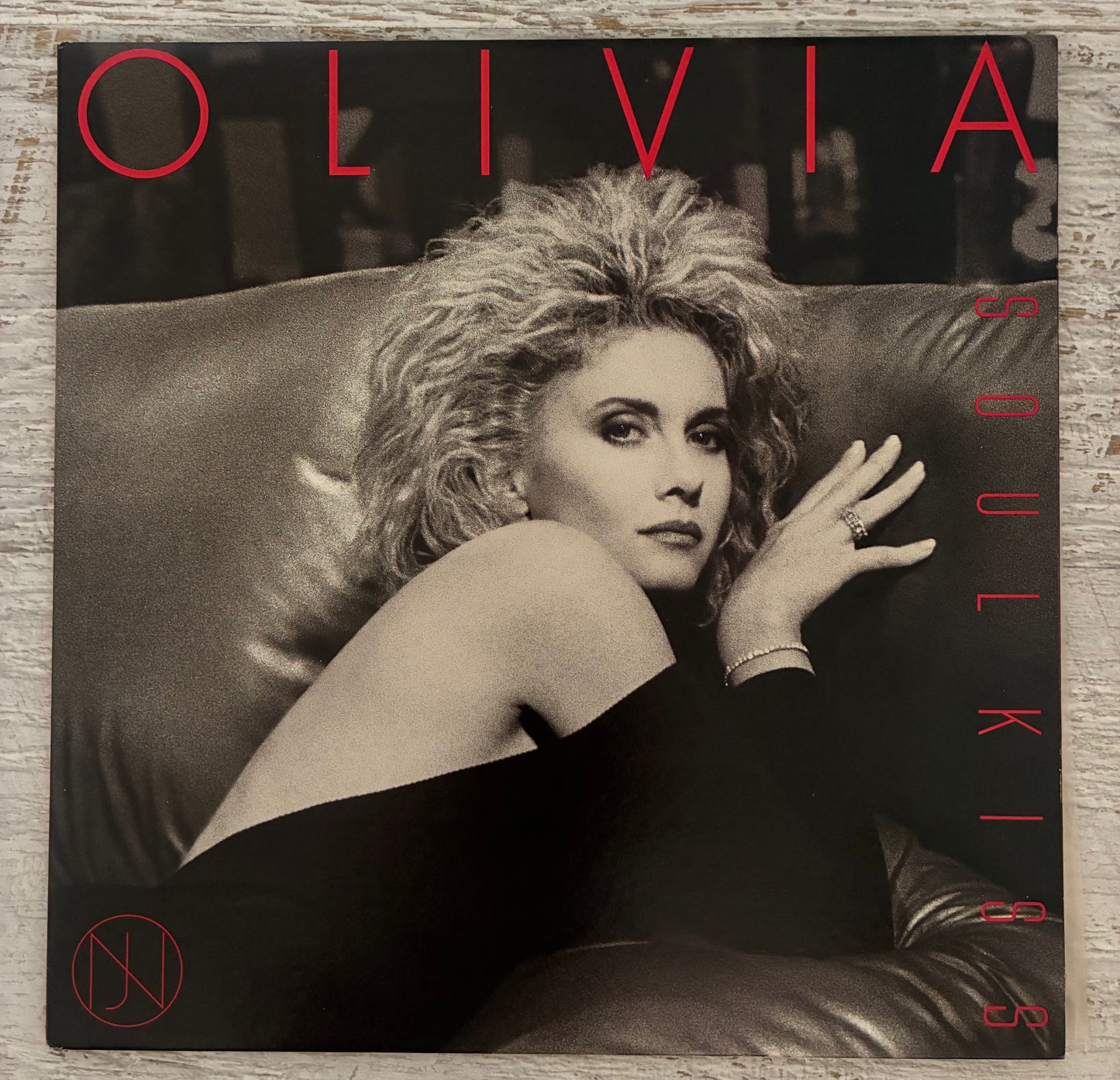 Olivia - Soul Kiss (1985 Australian Pressing 12" Vinyl) (Used/2nd Hand)