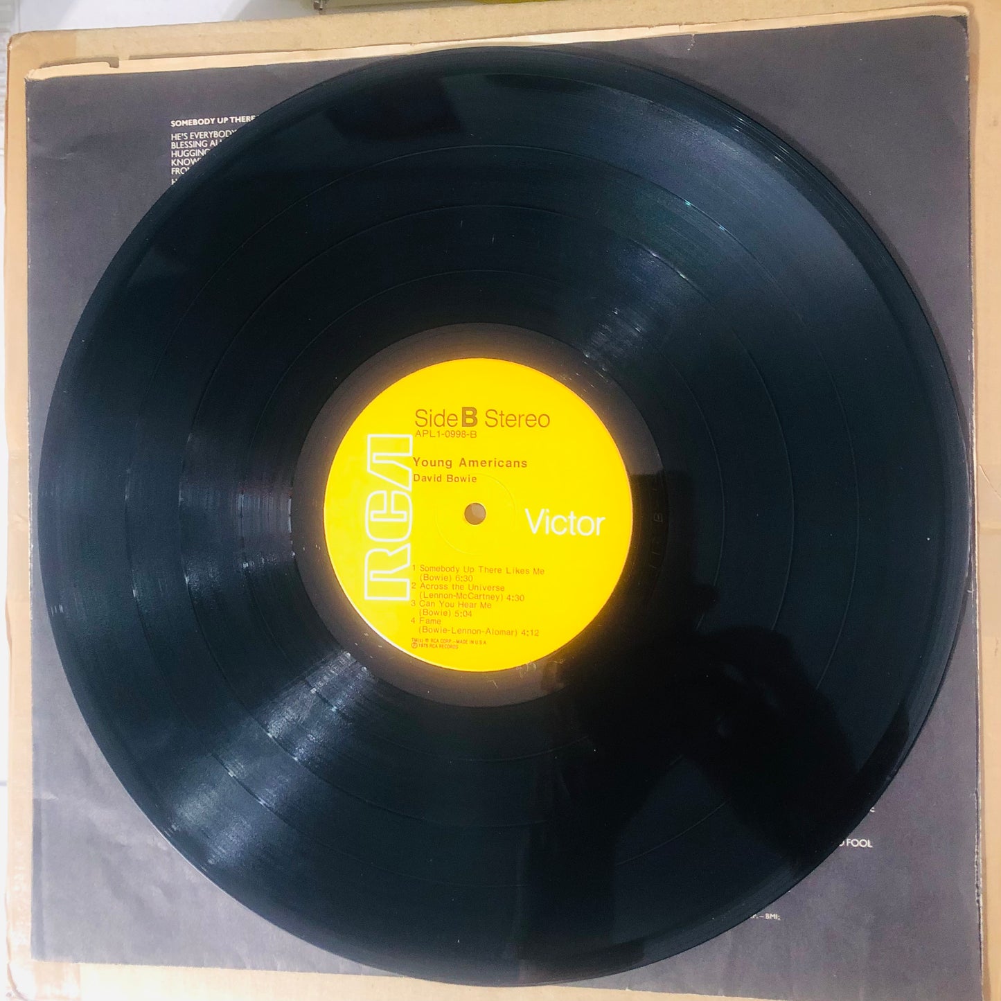 David Bowie - Young Americans (1975 U.S. Hollywood Pressing 12" Vinyl) (Used/2nd Hand)